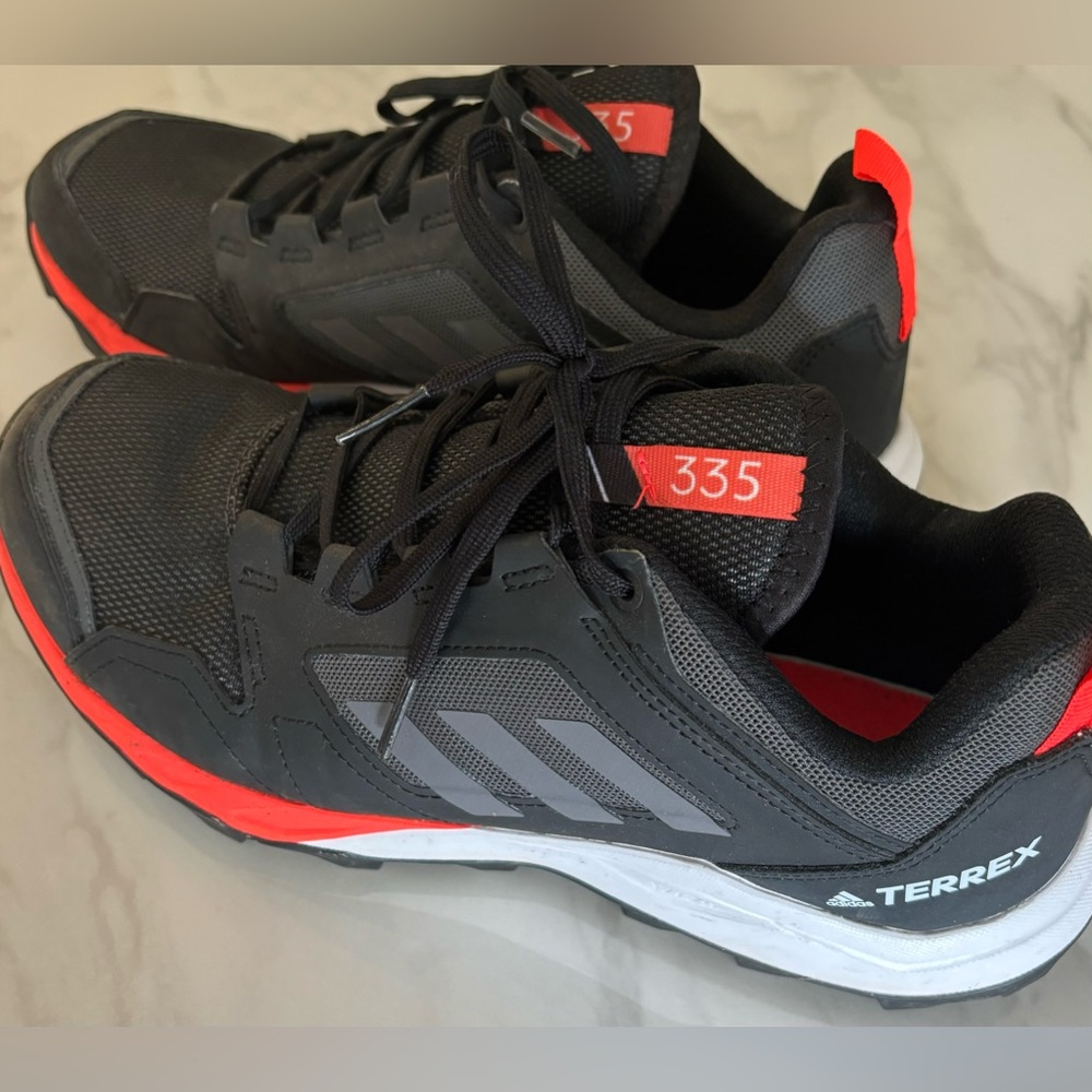 Men’s Adidas Terrex Agravic Trail Running Shoes like new